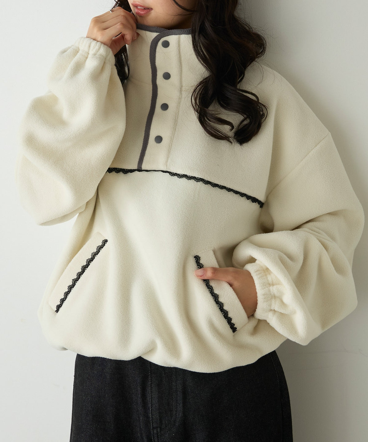 forksy. lace fleece pullover - Image 1