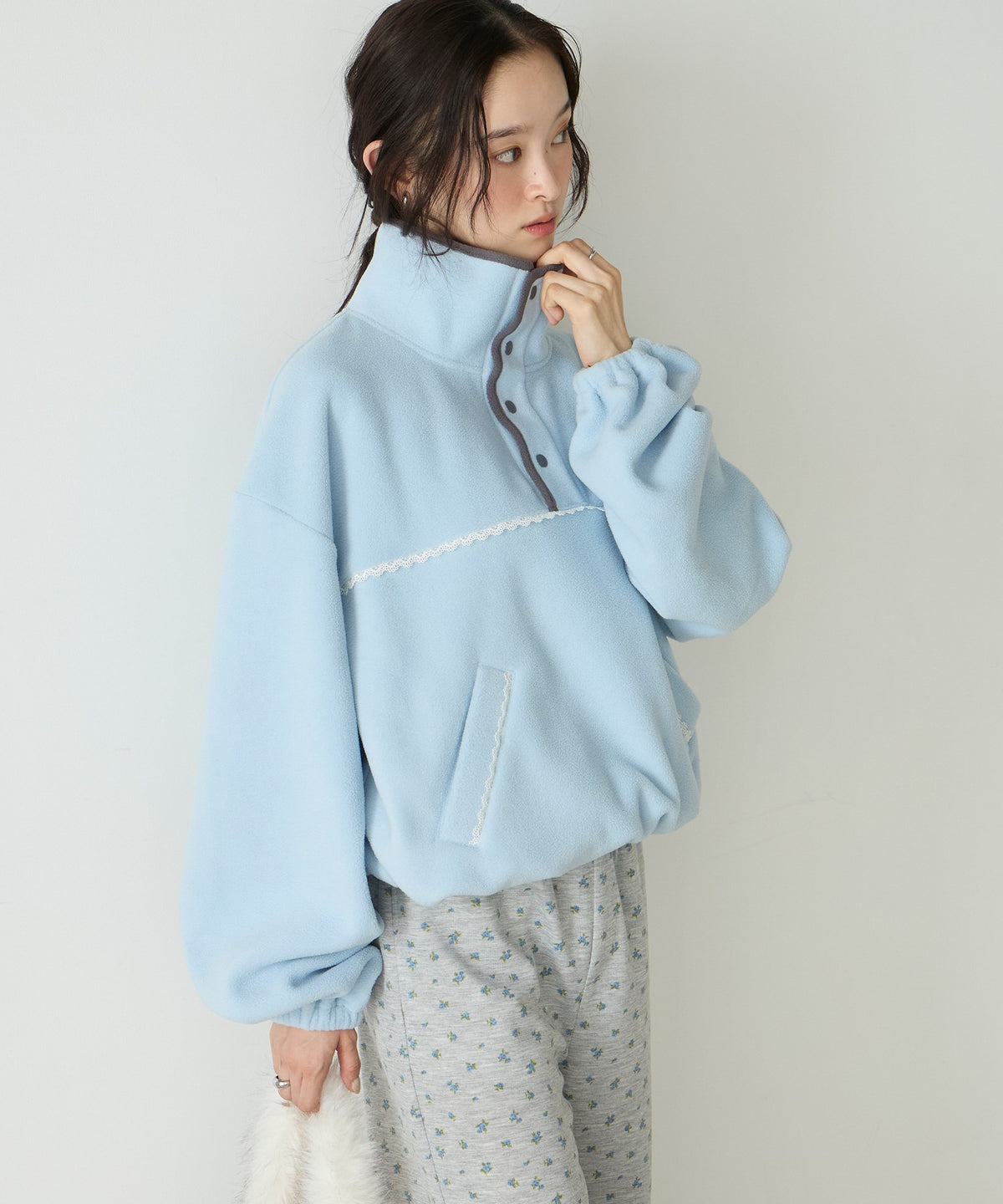forksy. lace fleece pullover - Image 4