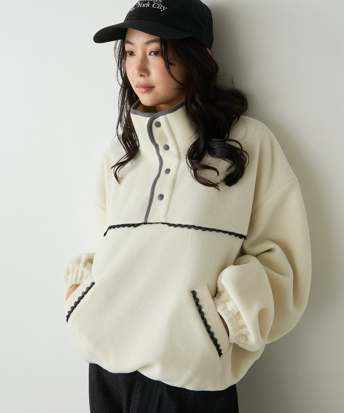 forksy. lace fleece pullover - Image 21