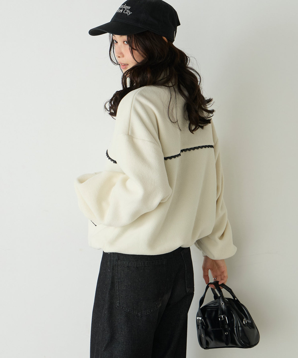 forksy. lace fleece pullover - Image 25