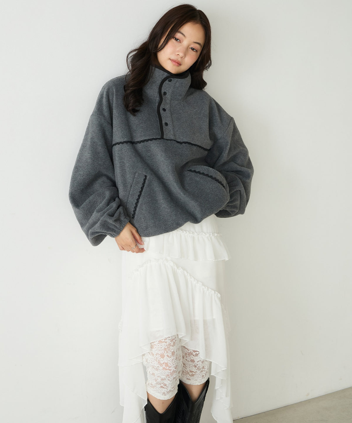 forksy. lace fleece pullover - Image 13