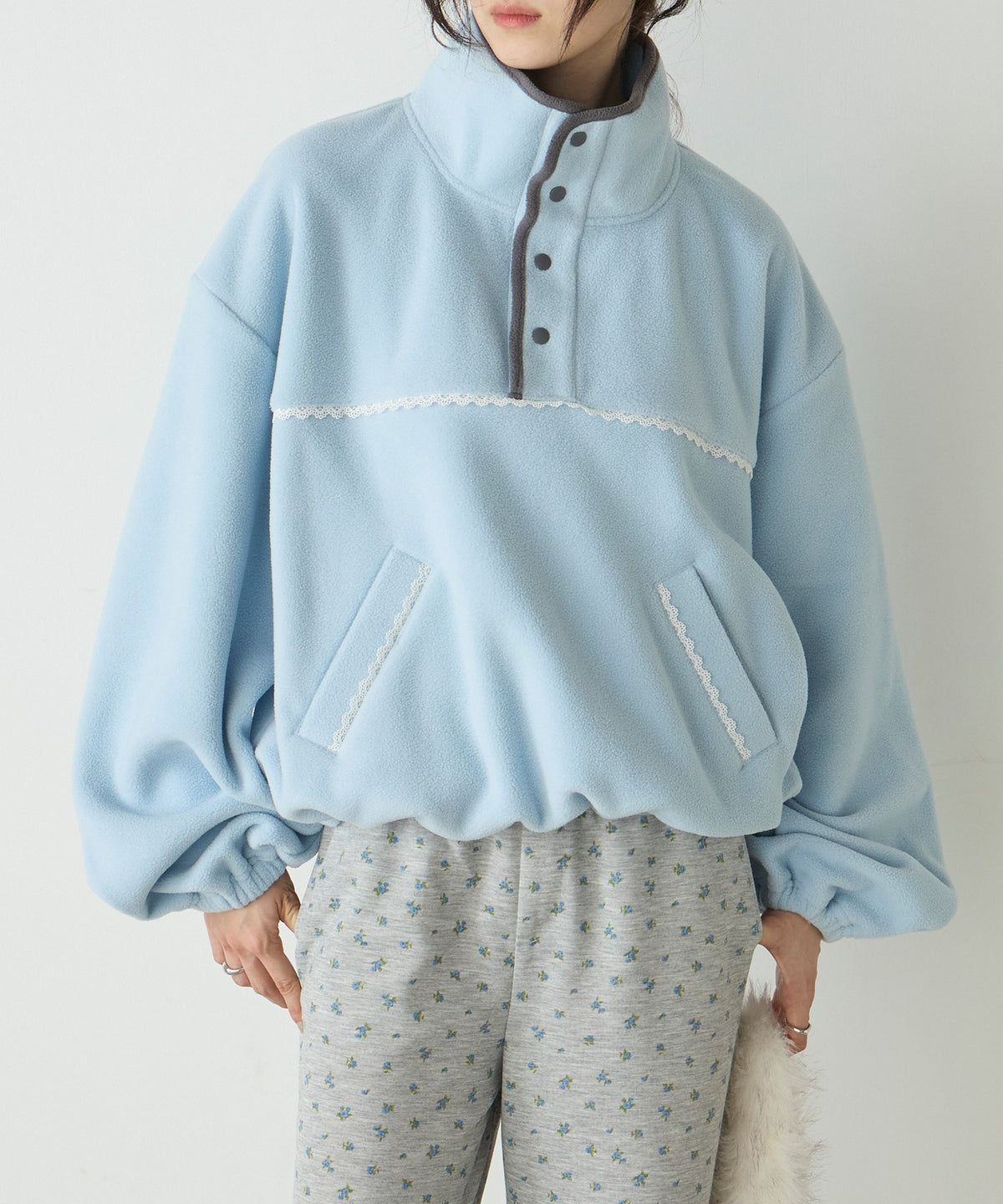 forksy. lace fleece pullover - Image 31