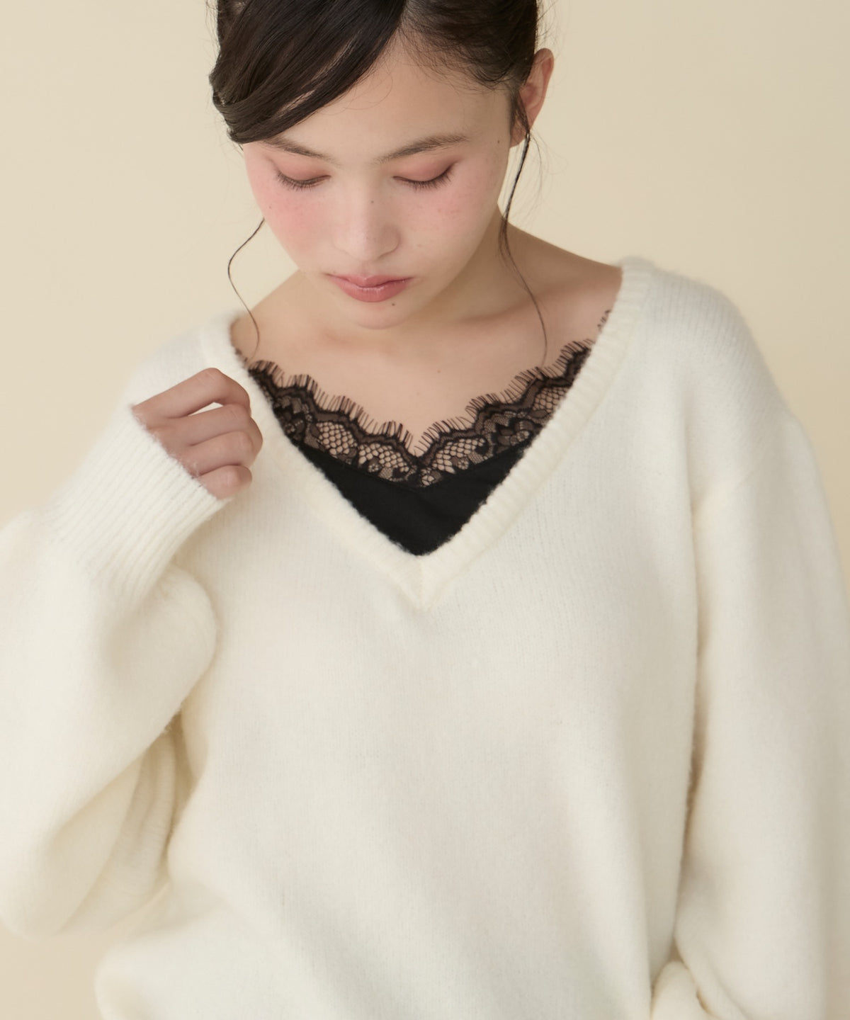 unblend Faux-layered lace V-neck knit - Image 55