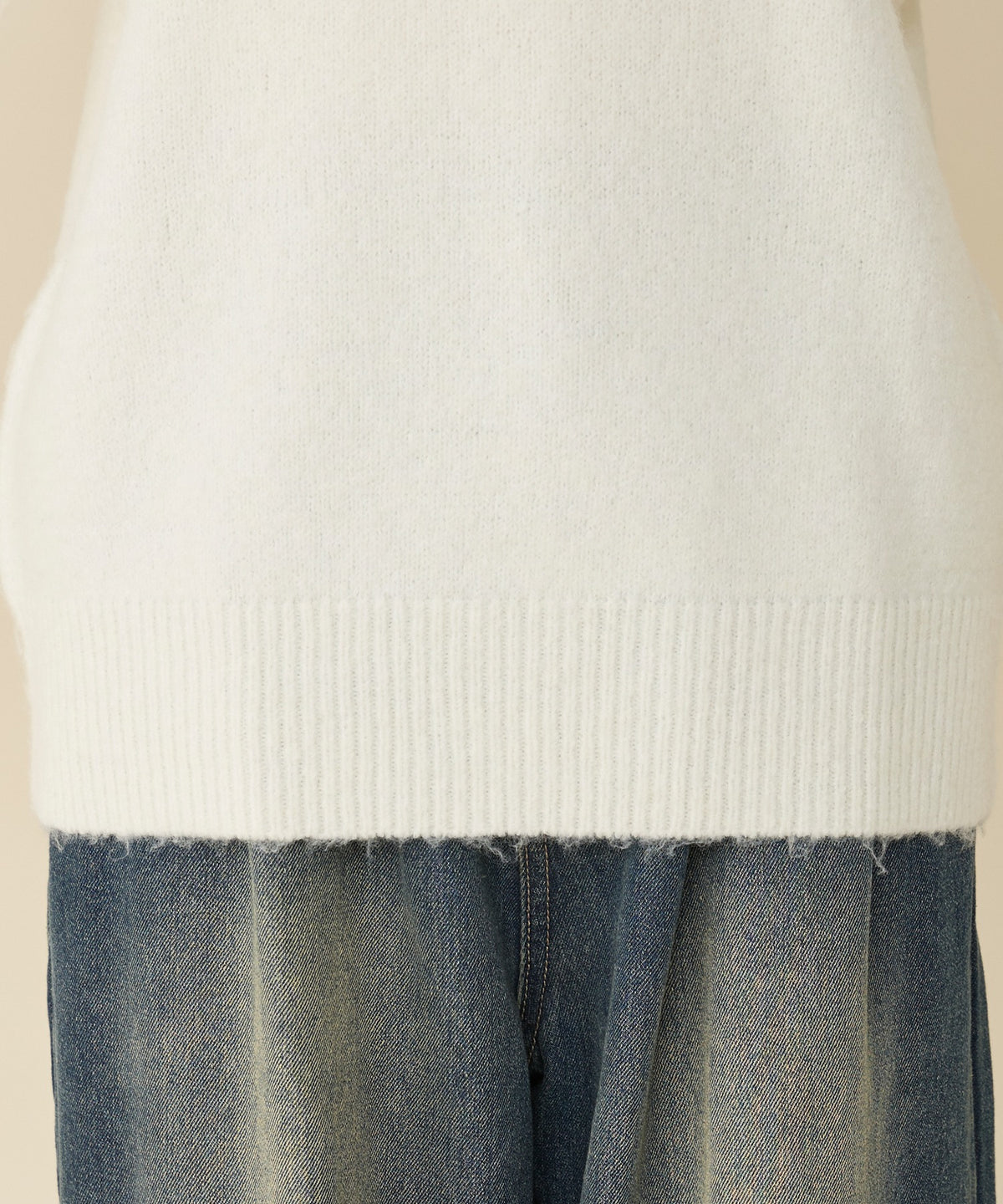 unblend Faux-layered lace V-neck knit - Image 64