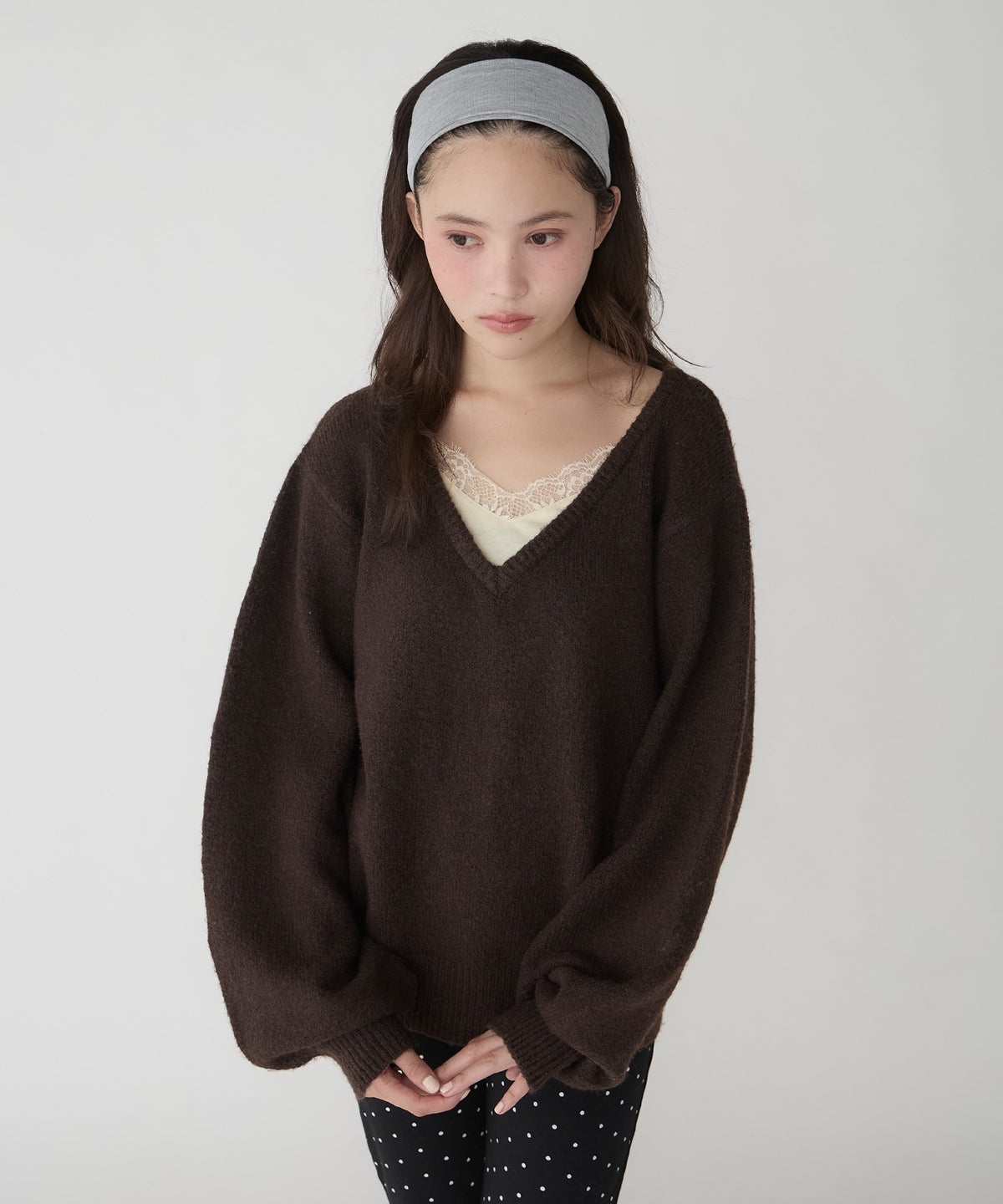 unblend Faux-layered lace V-neck knit - Image 21