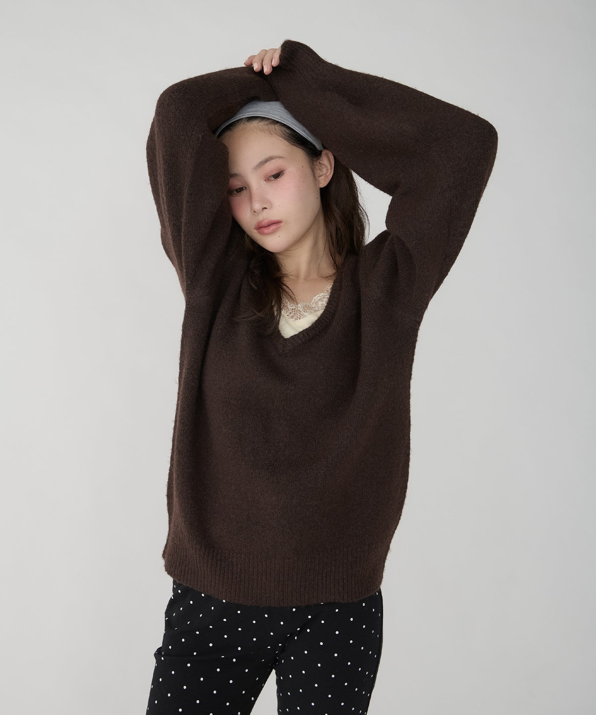 unblend Faux-layered lace V-neck knit - Image 29