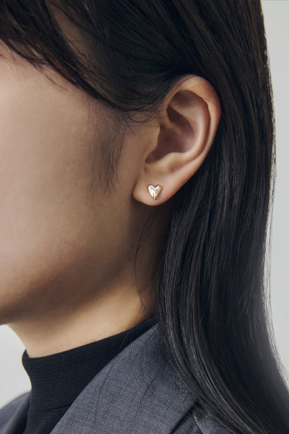 GOLDY petite heart earrings