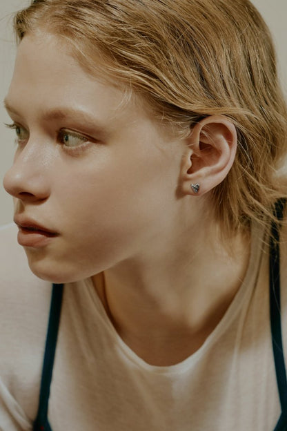 GOLDY petite heart earrings