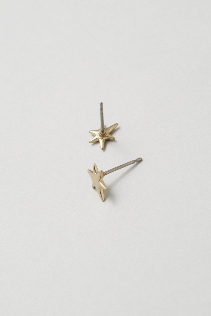 GOLDY petite star earrings