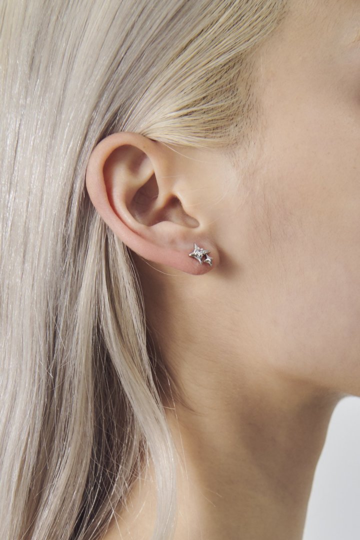 GOLDY petite gleam earrings