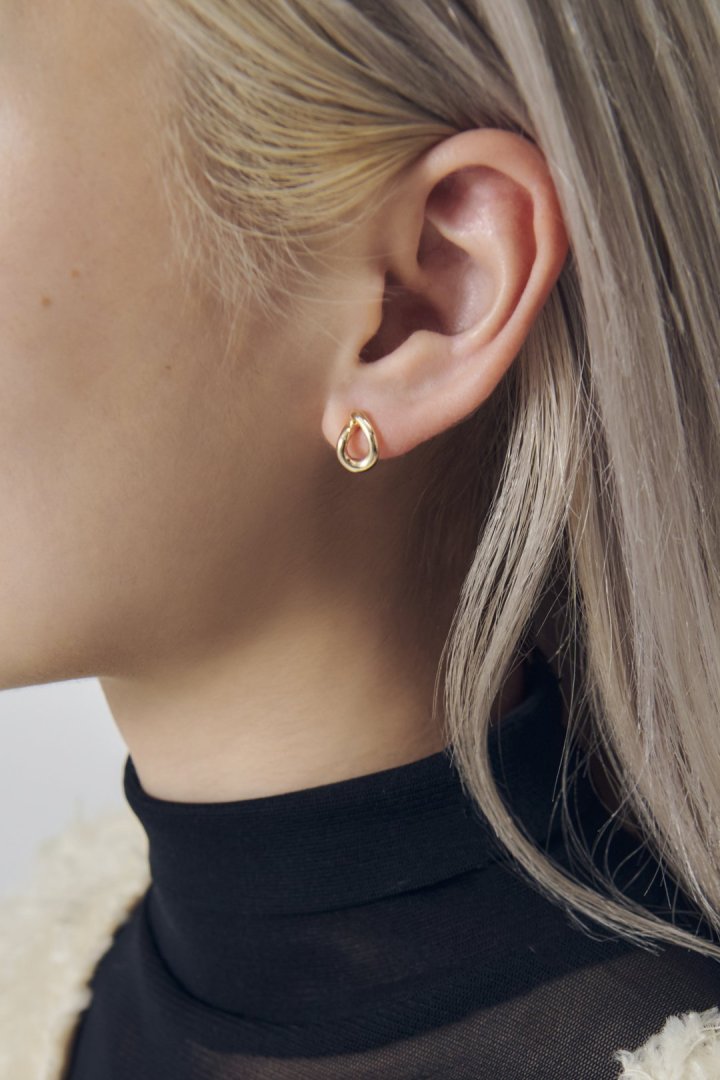 GOLDY petite nuance drop earrings