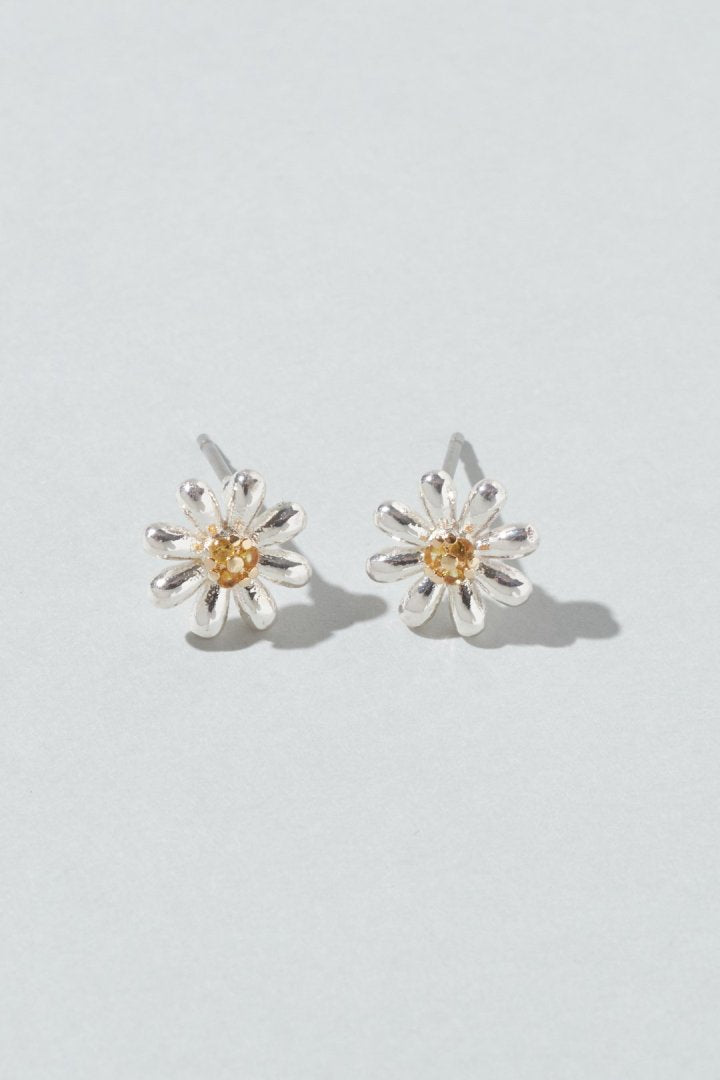 GOLDY Small Daisy Earrings
