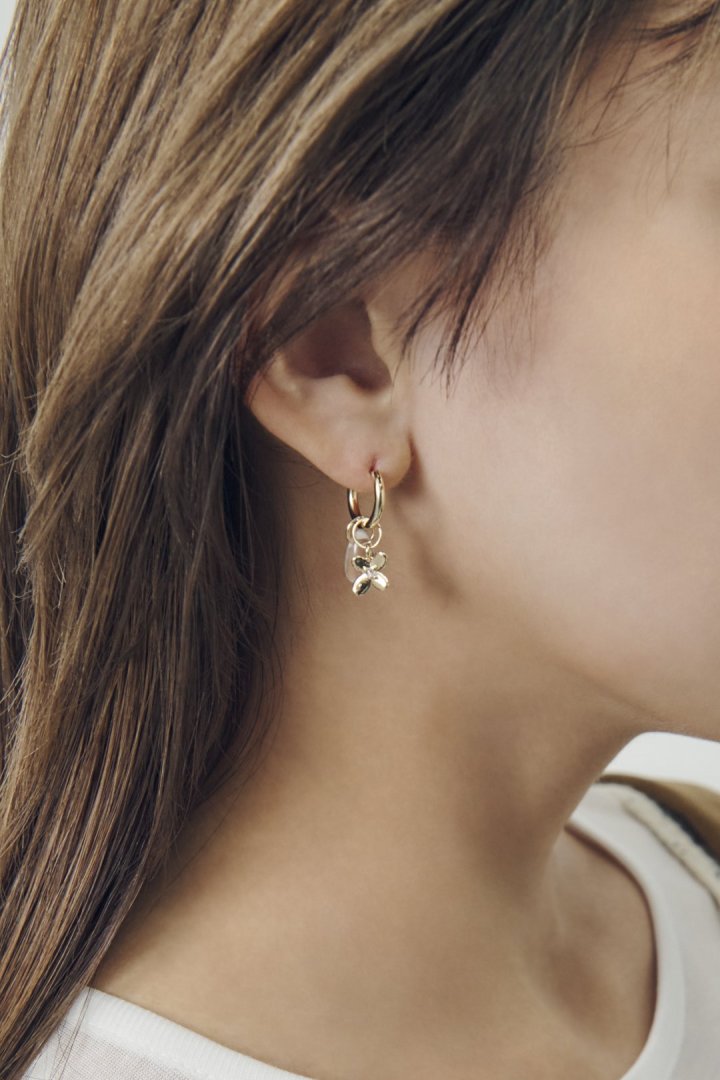 GOLDY Twinkle Bloom earrings