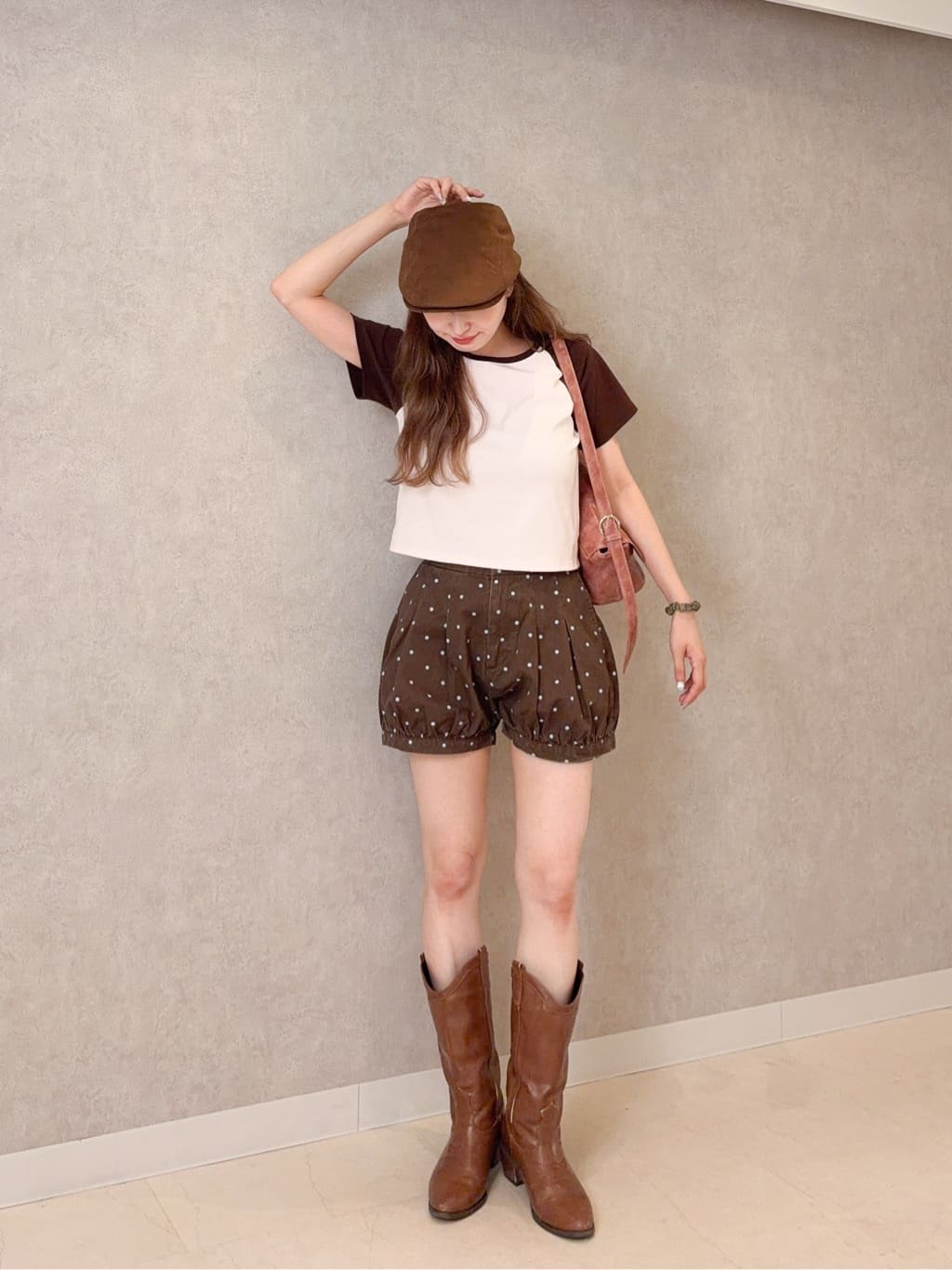 Kastane 牛角 Crop Tee - Image 27