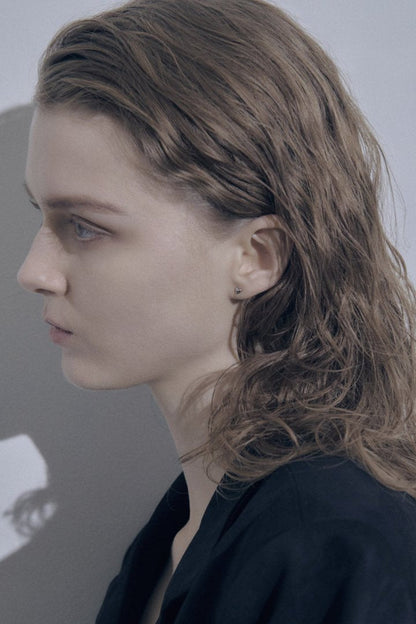 [Stainless] GOLDY Petite Heart Earrings - Image 4