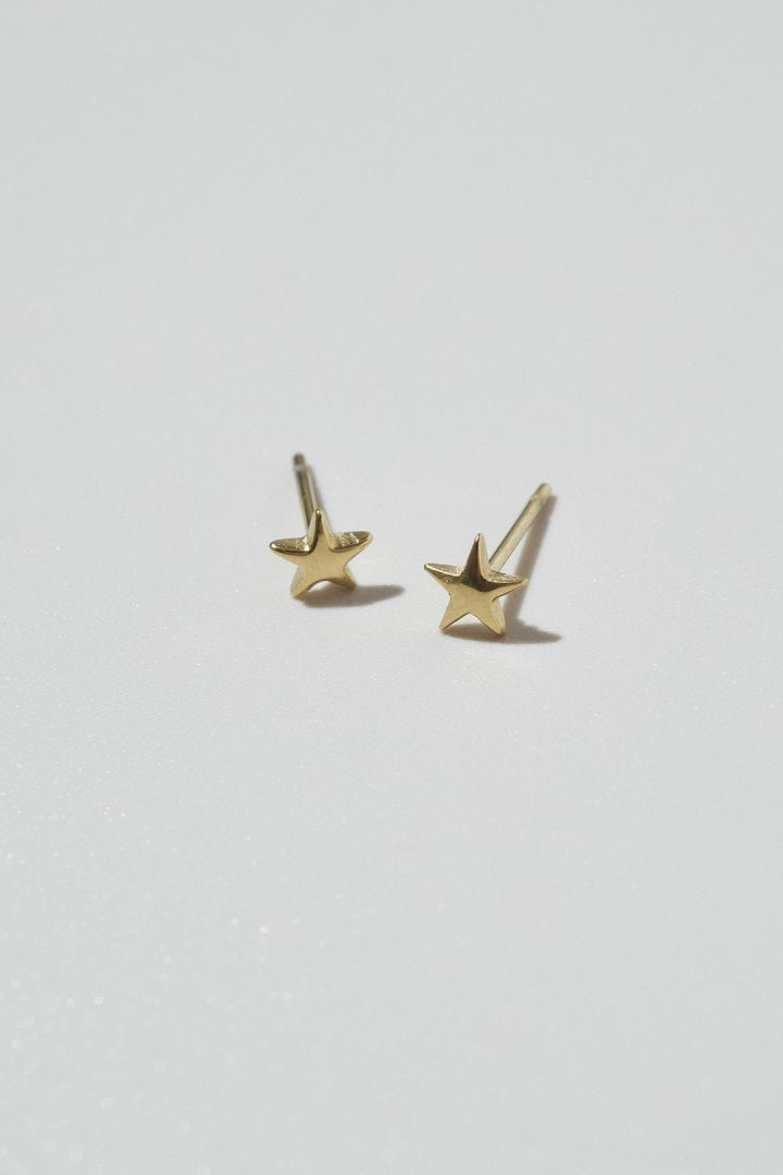 GOLDY プチ スター ステンレス ピアス - Image 7