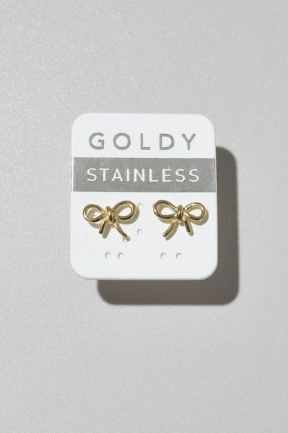 GOLDY リボン モチーフ ステンレス ピアス - ゴールド