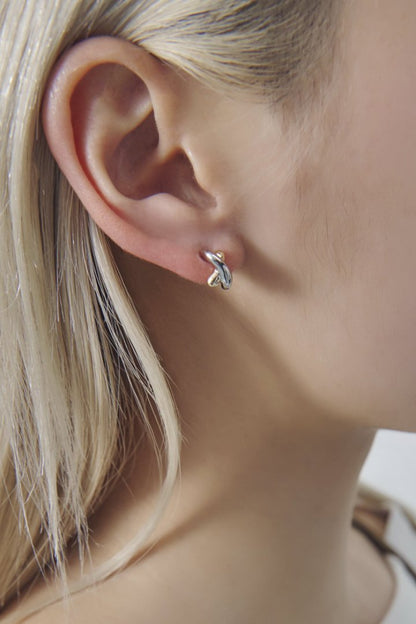 GOLDY petite cross line earrings - Silver x gold