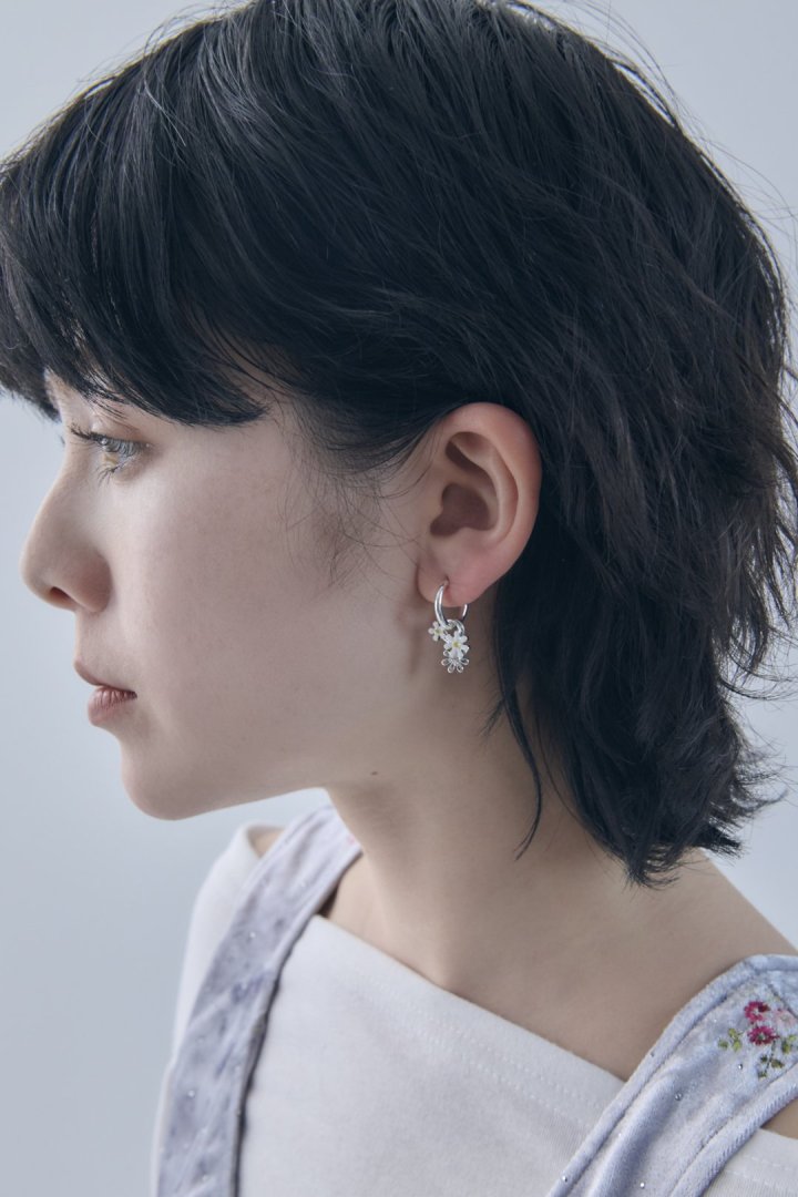 GOLDY カラー ブルーム ピアス - Image 11