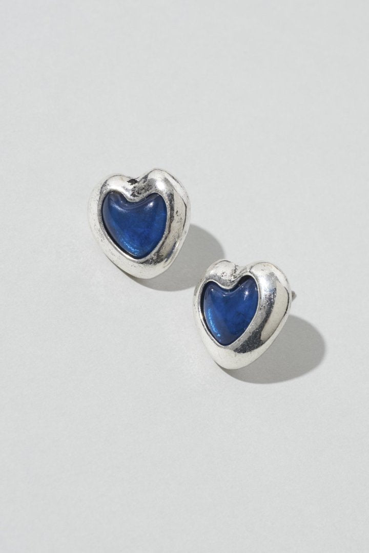 GOLDY vintage heart embed earrings - Image 3
