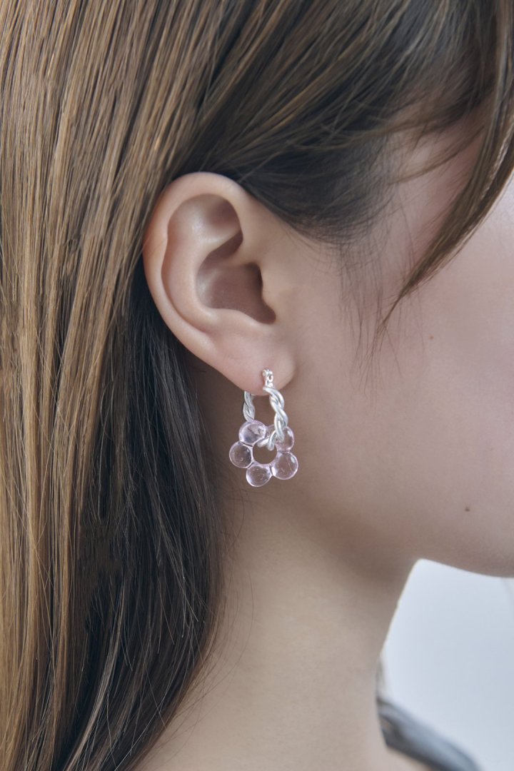 GOLDY glass flower earrings - Image 6