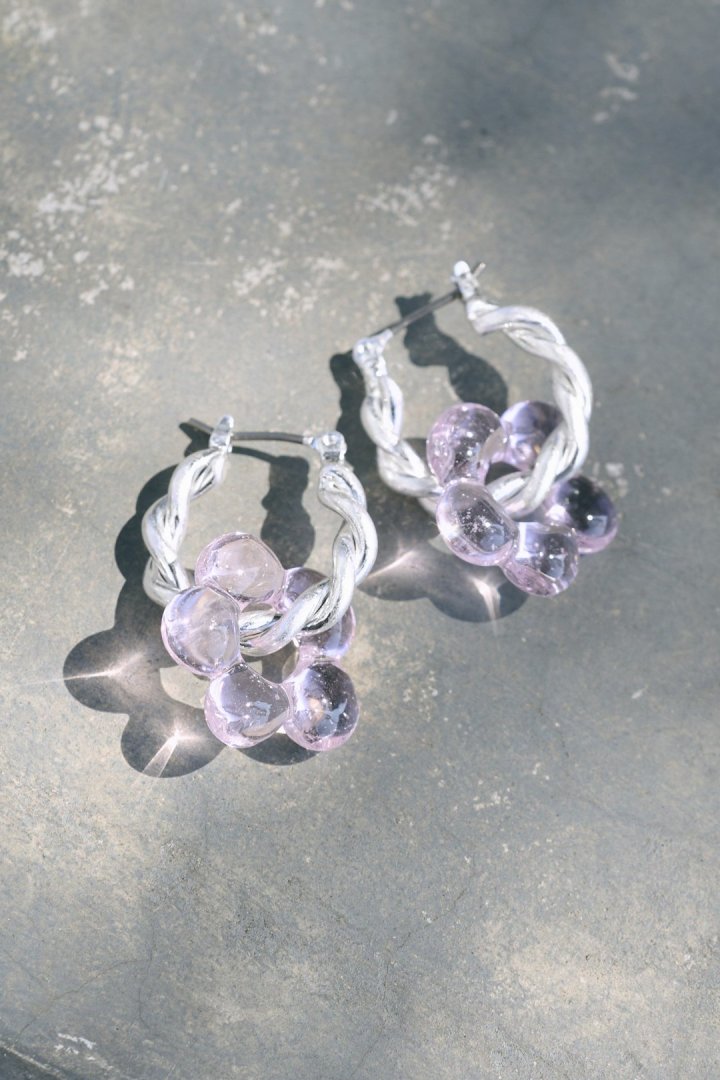 GOLDY glass flower earrings - Image 1