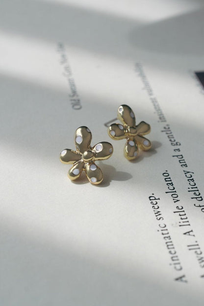 GOLDY 波點花花 earrings - light gold