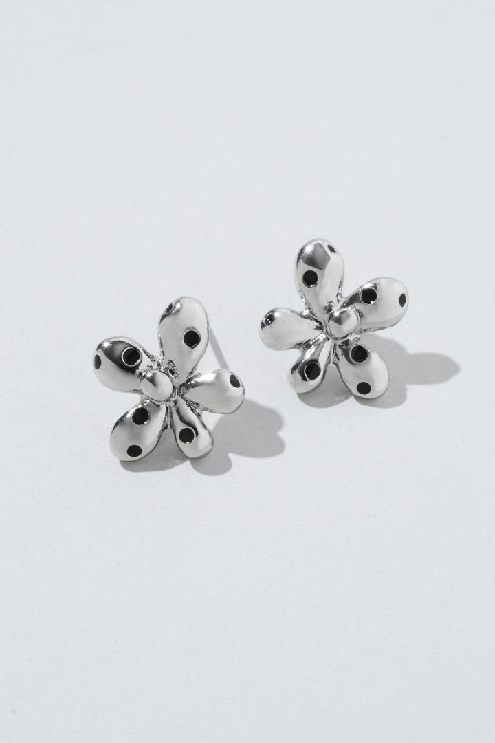 GOLDY 波點花花 earrings - Image 2