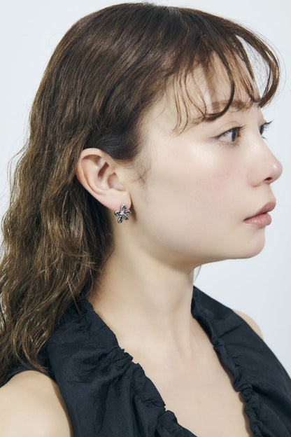 GOLDY 波點花花 earrings - Image 8