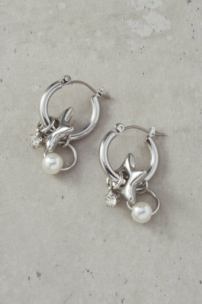 GOLDY Star Charm Earrings