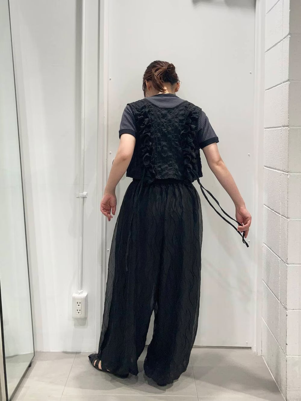 KBF 2WAY 荷葉邊無袖上衣