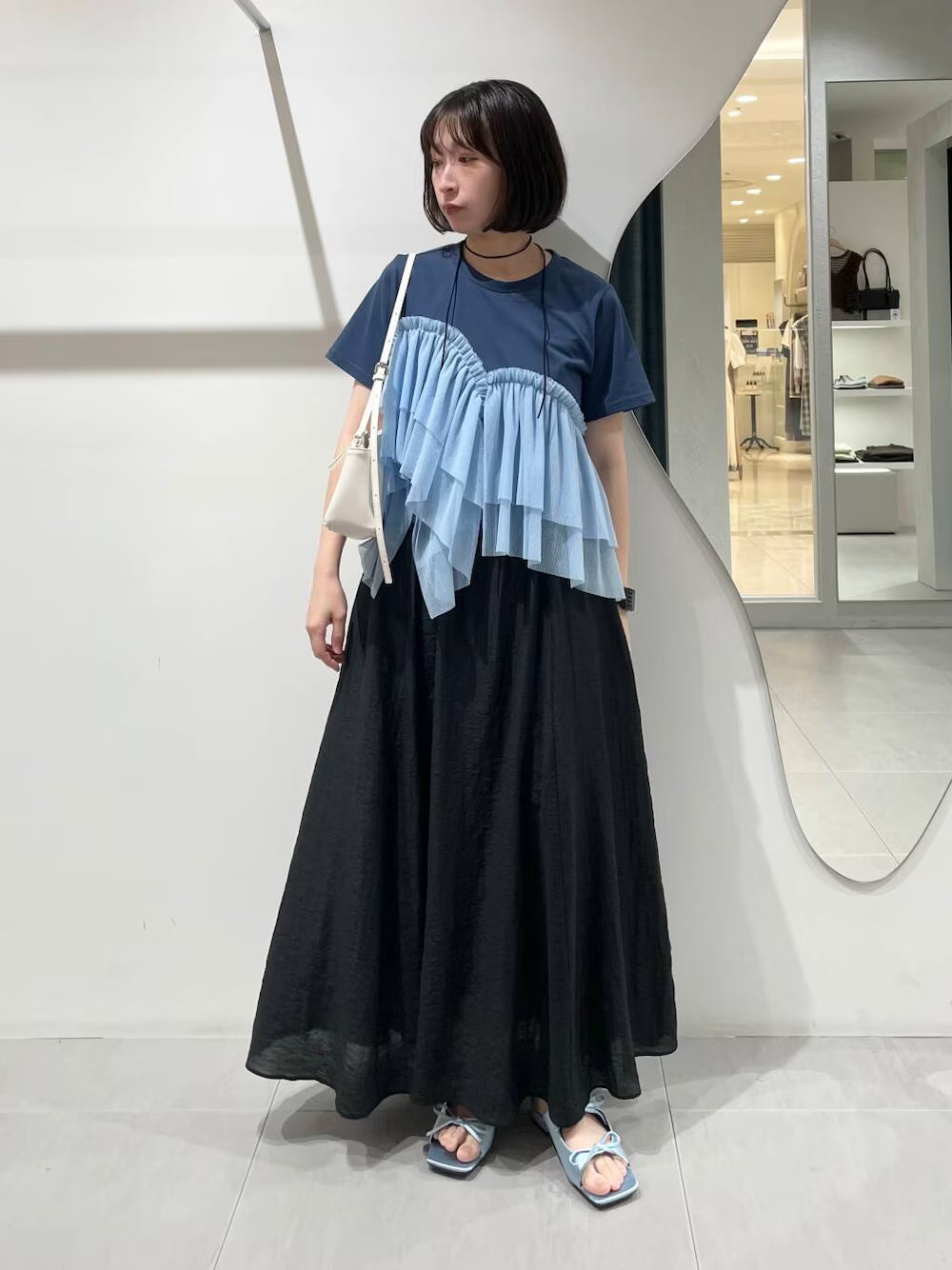 KBF Asymmetrical frill docking TEE