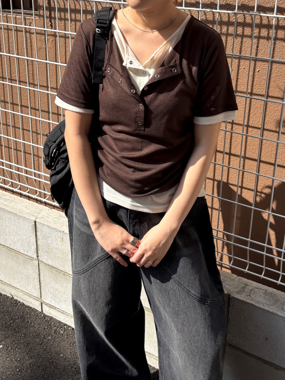 KBF 假2件 Two-tone Henley neck tee