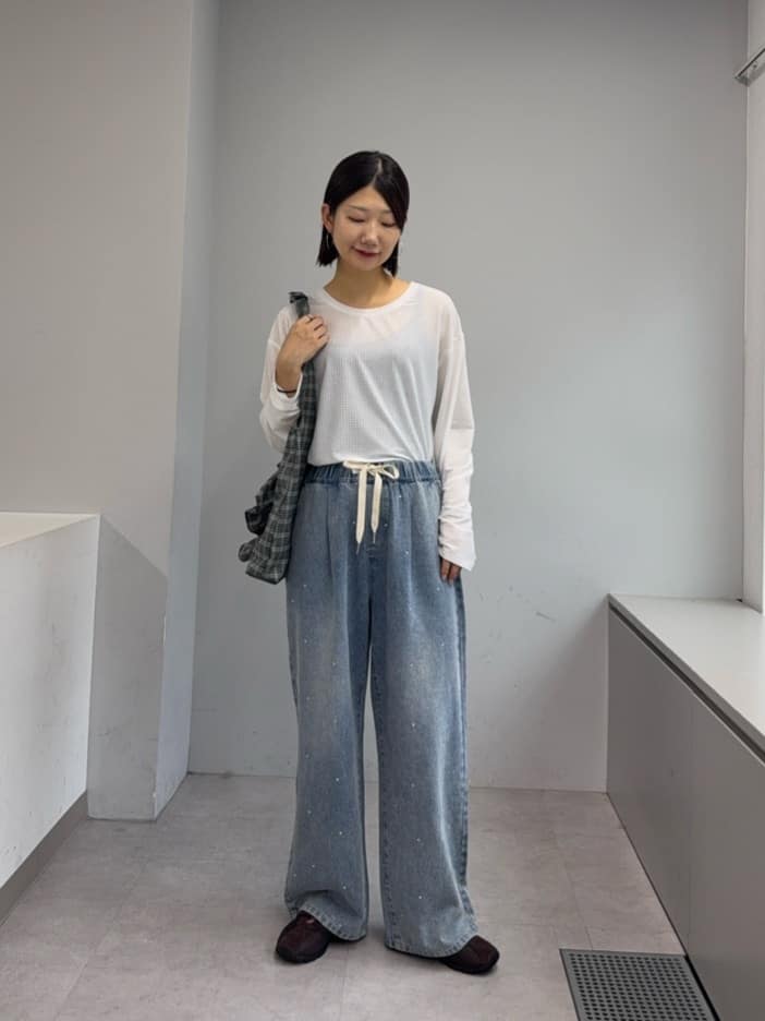 TYNNE. 撞色荷葉邊Triangle Bag - Image 60
