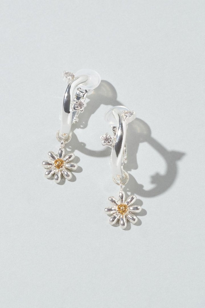 GOLDY Daisy Earrings