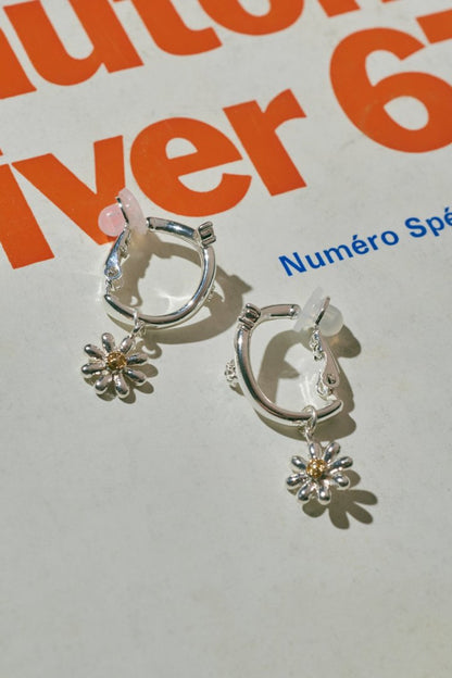GOLDY Daisy Earrings