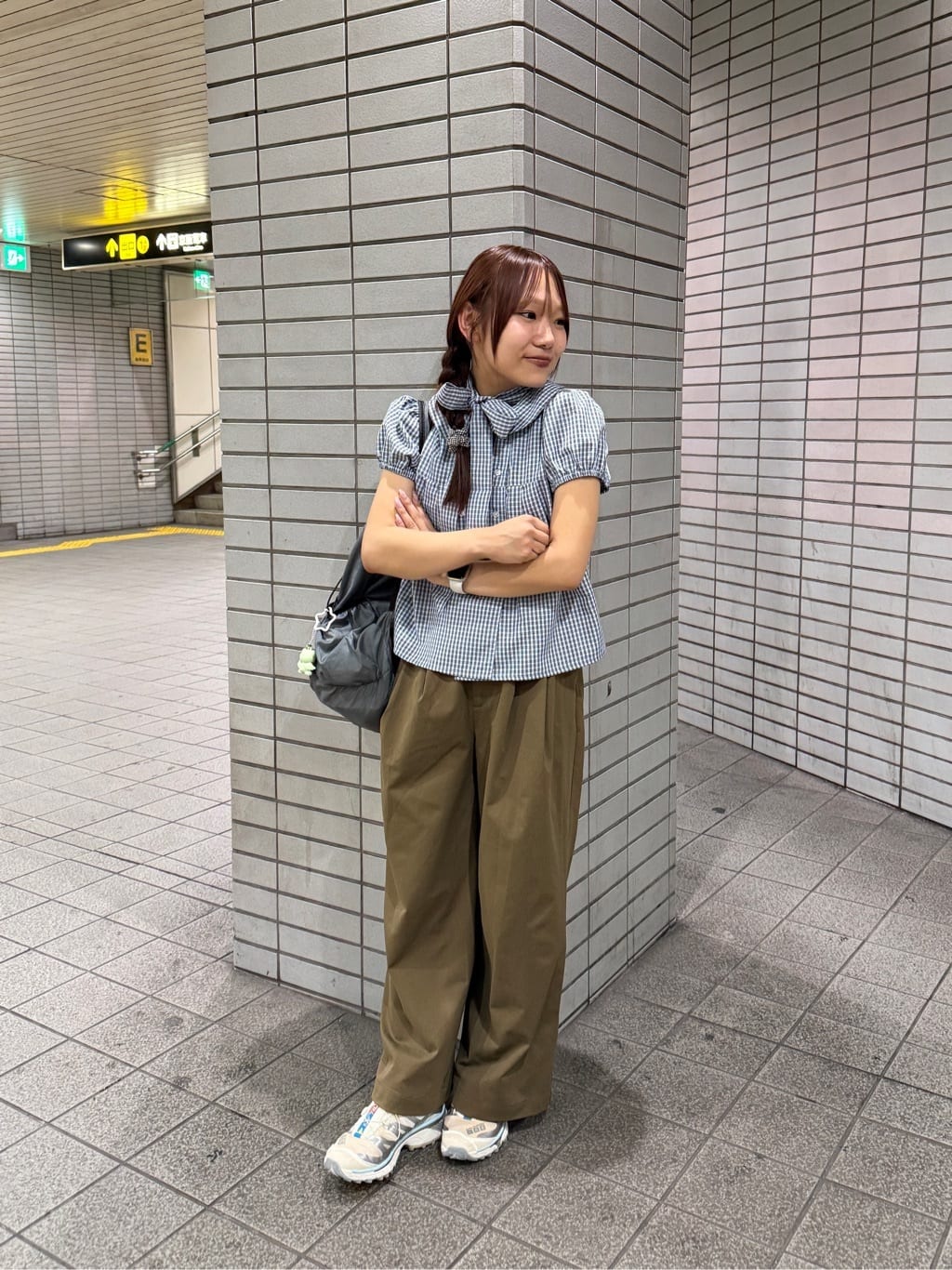 umm. By Discoat 圓領泡泡袖Blouse with bow tie - Image 40