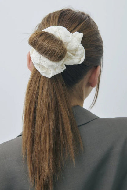 GOLDY lace hang chou chou