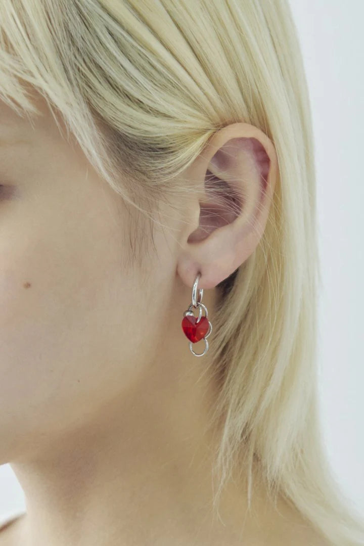 GOLDY shimmer heart charm earrings