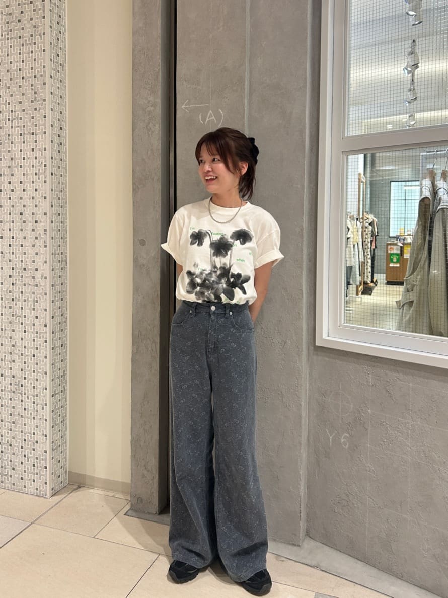 Kastane [Straight] floral embroidered denim - Image 69