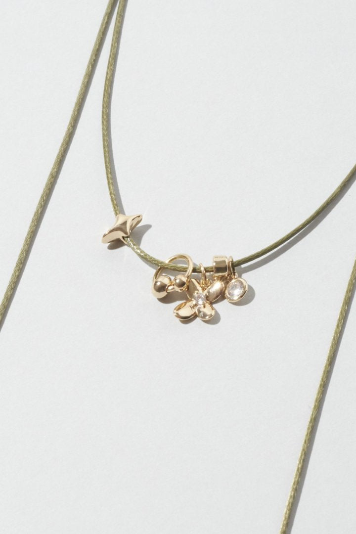 GOLDY Twinkle Bloom Choker
