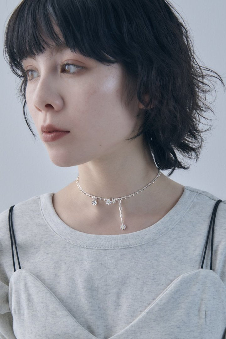 GOLDY カラー ブルーム ネックレス - Image 16