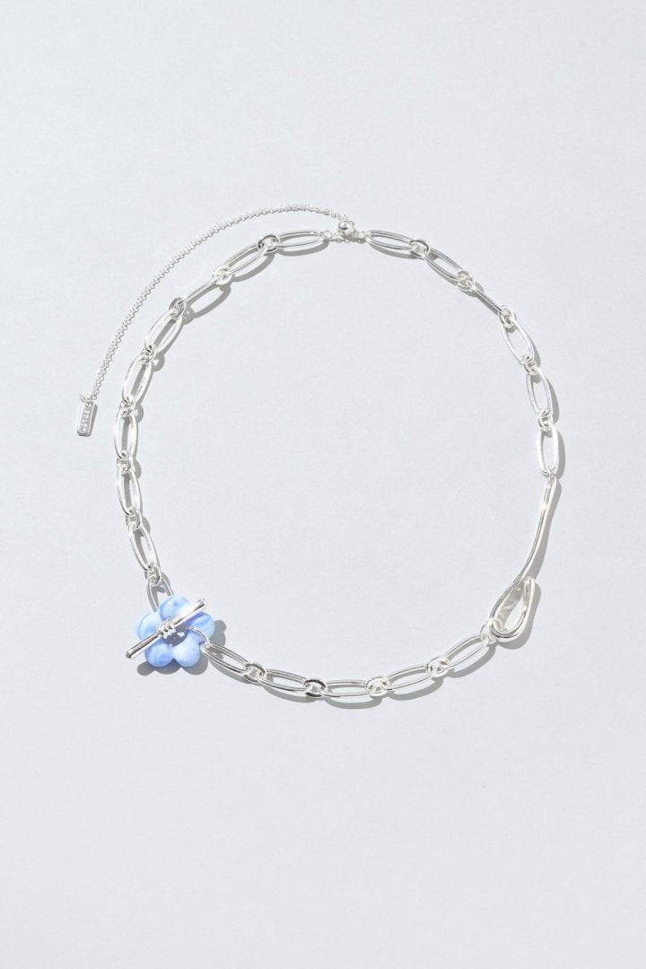 GOLDY glass flower chain necklace - blue