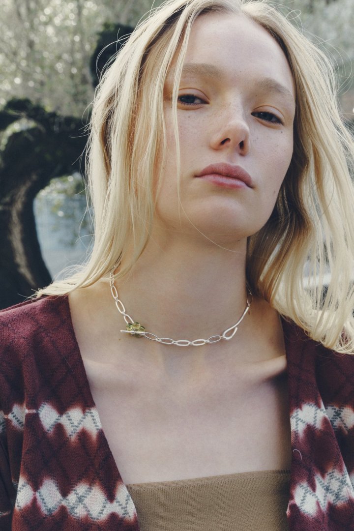 GOLDY glass flower chain necklace - Image 7