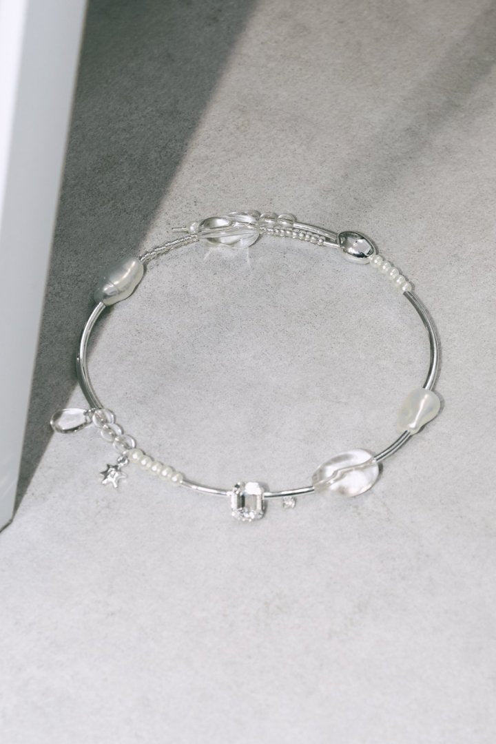 GOLDY Multi Glow Bead Neck Cuff - silver