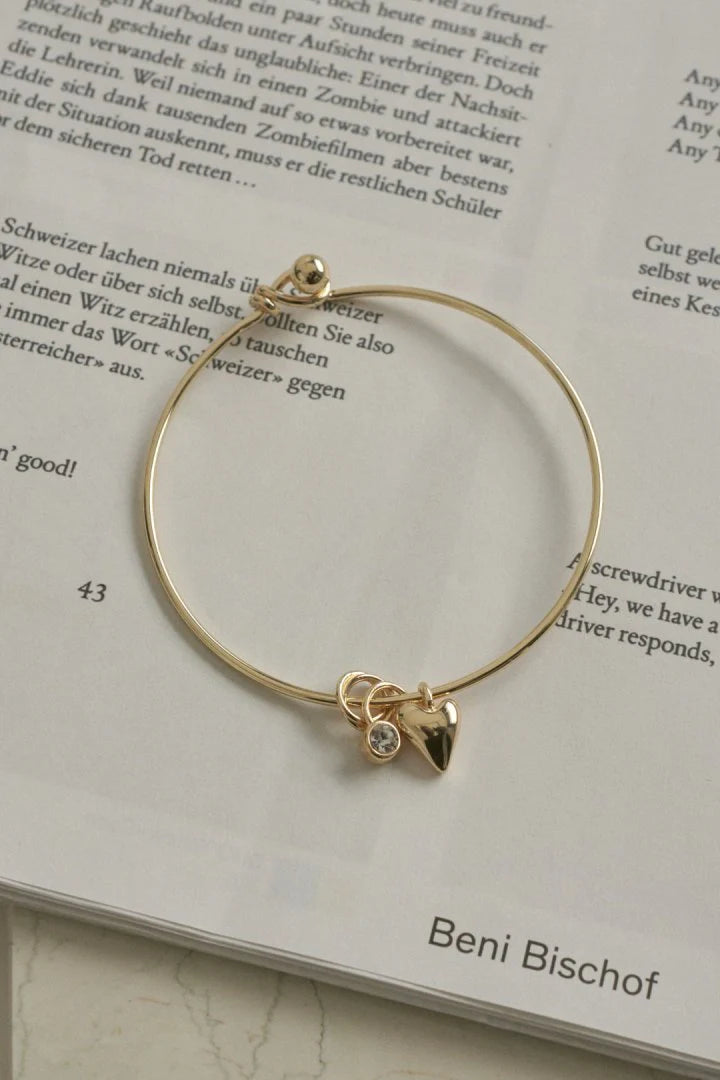 GOLDY Heart Charm Bangle