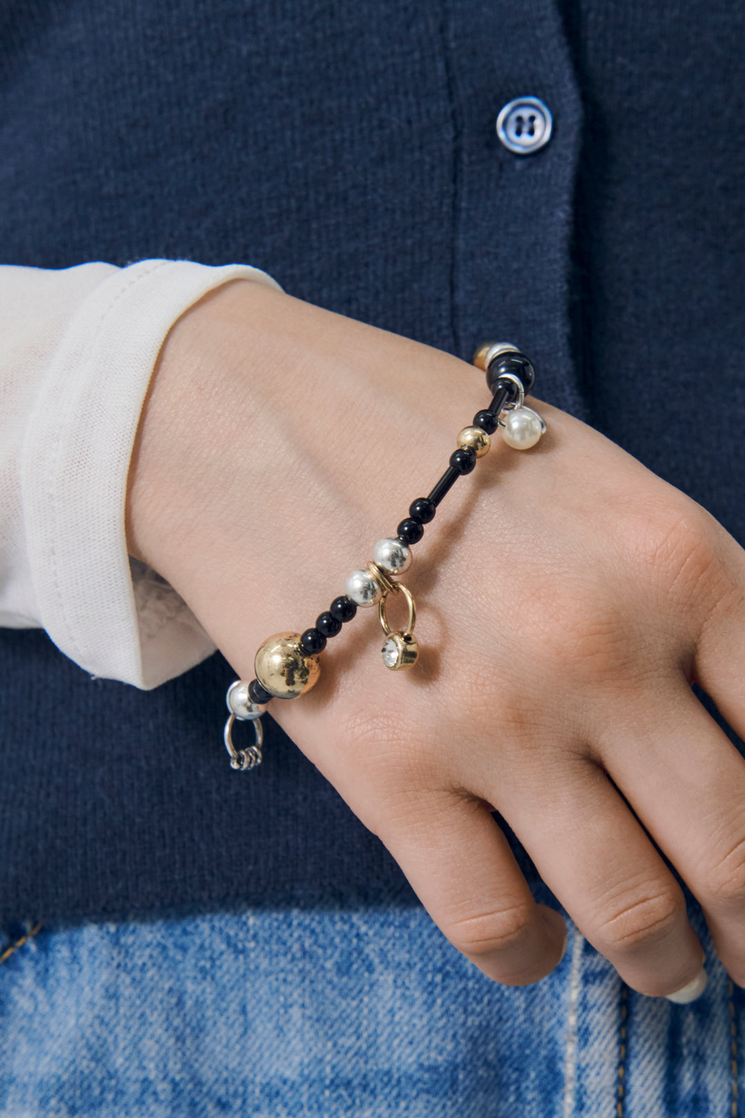 GOLDY multi bead bangle [BLACK/BROWN]