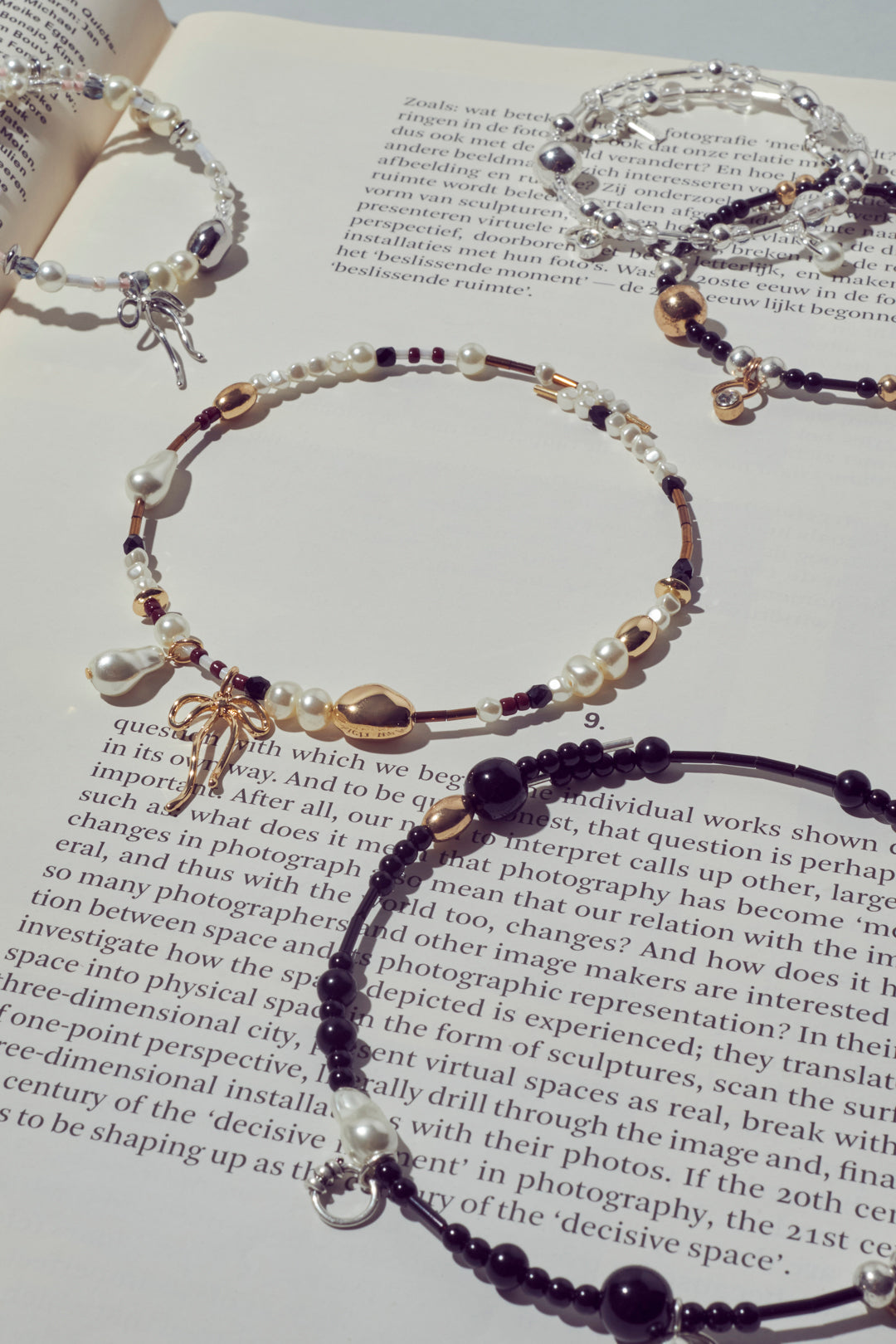 GOLDY multi bead bangle [BLACK/BROWN]