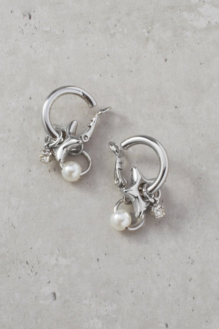 GOLDY Star Charm Earrings