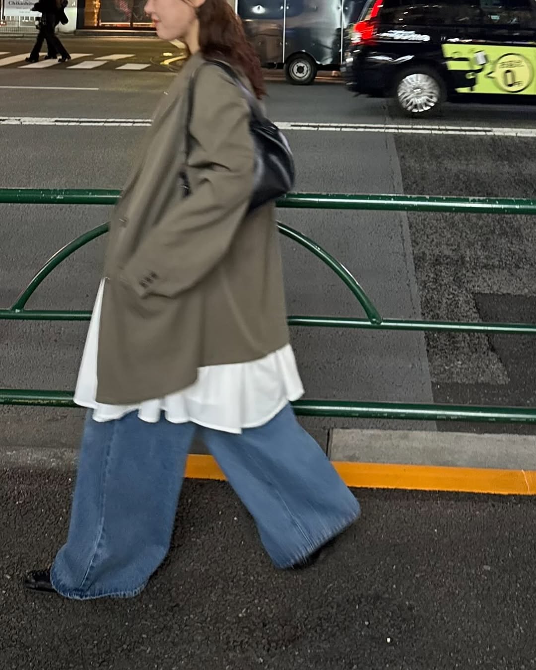 [現貨] umm. By Discoat 荷葉邊肩帶mini ops